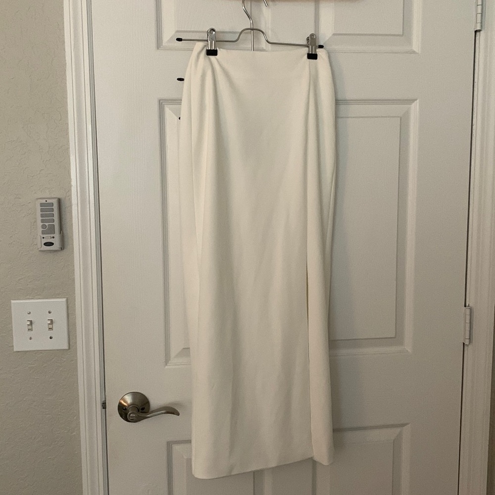 Meshki, high waist thigh slit crepe maxi skirt, S, brand new with tags!